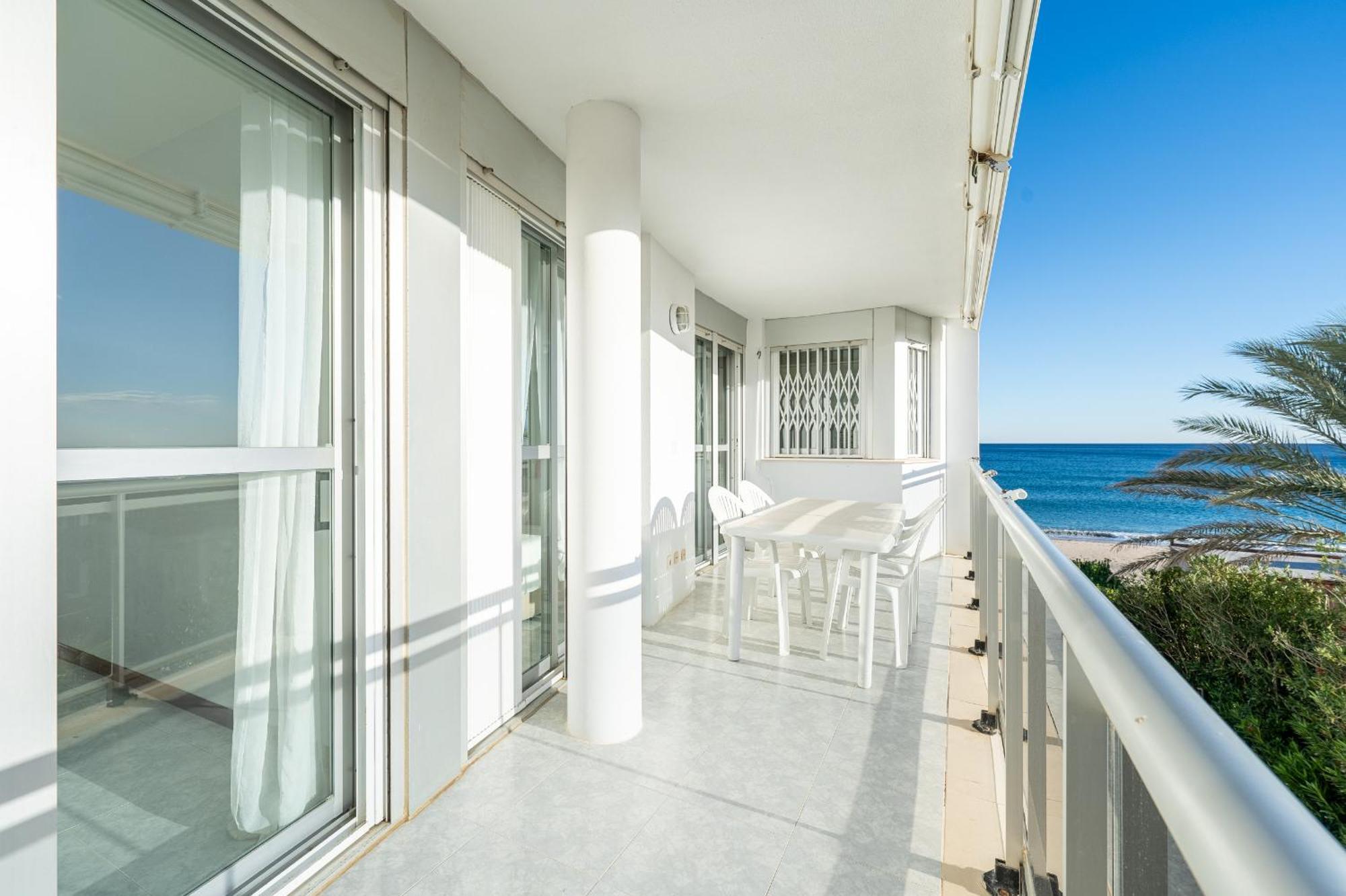Hauzify I Apartaments Blue Riviera Miami Playa Eksteriør billede